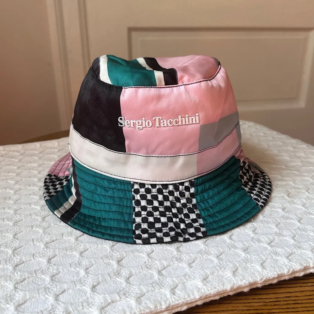 Sergio Tacchini Multi-Color Patterned Bucket Hat - Pink & Teal
